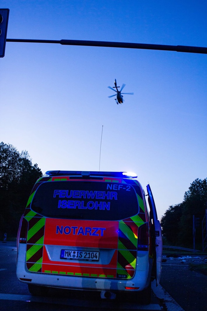 Schwerer Motorradunfall in Iserlohn: Polizei und Feuerwehr im Einsatz!