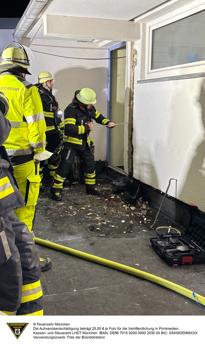 Dehnfugenbrand in München: Feuerwehr rettet Wohnungen vor Schaden!