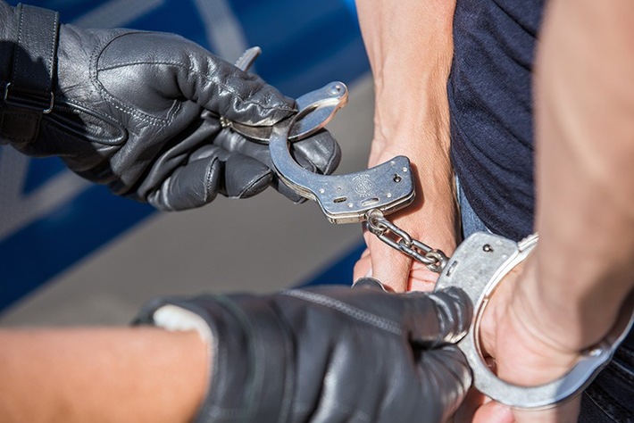 Festnahme an der Grenze: 35-Jähriger wegen Landfriedensbruch in Haft!