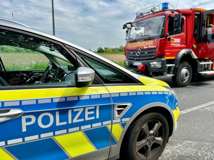 Feuerwehr Alpen im Einsatz: Lebensrettende Hilfe nach Verkehrsunfall!