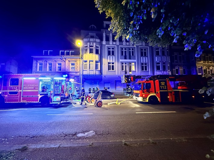 Am 01.05.2025 meldete die Feuerwehr Mülheim an der Ruhr einen Kellerbrand in Mülheim-Broich. Personen blieben unverletzt.