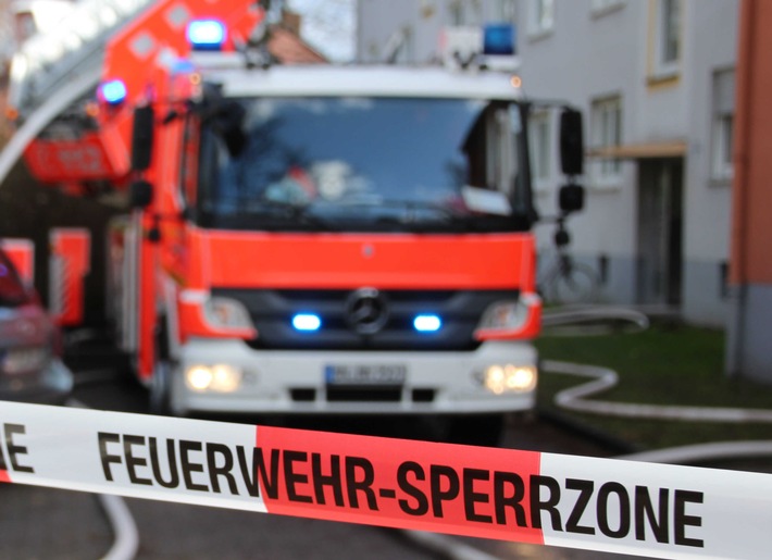 Rauchmelder rettet Leben: Dramatischer Einsatz der Bonner Feuerwehr!
