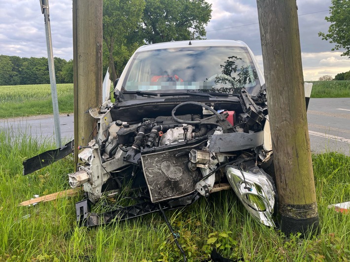 Am Montag, den 05.05.25, kollidierten auf der K13 bei Billerbeck zwei Autos, wodurch drei Personen verletzt wurden.
