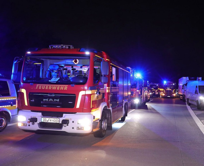 Schwerer Verkehrsunfall auf der A17: Ein Todesopfer, mehrere Verletzte!