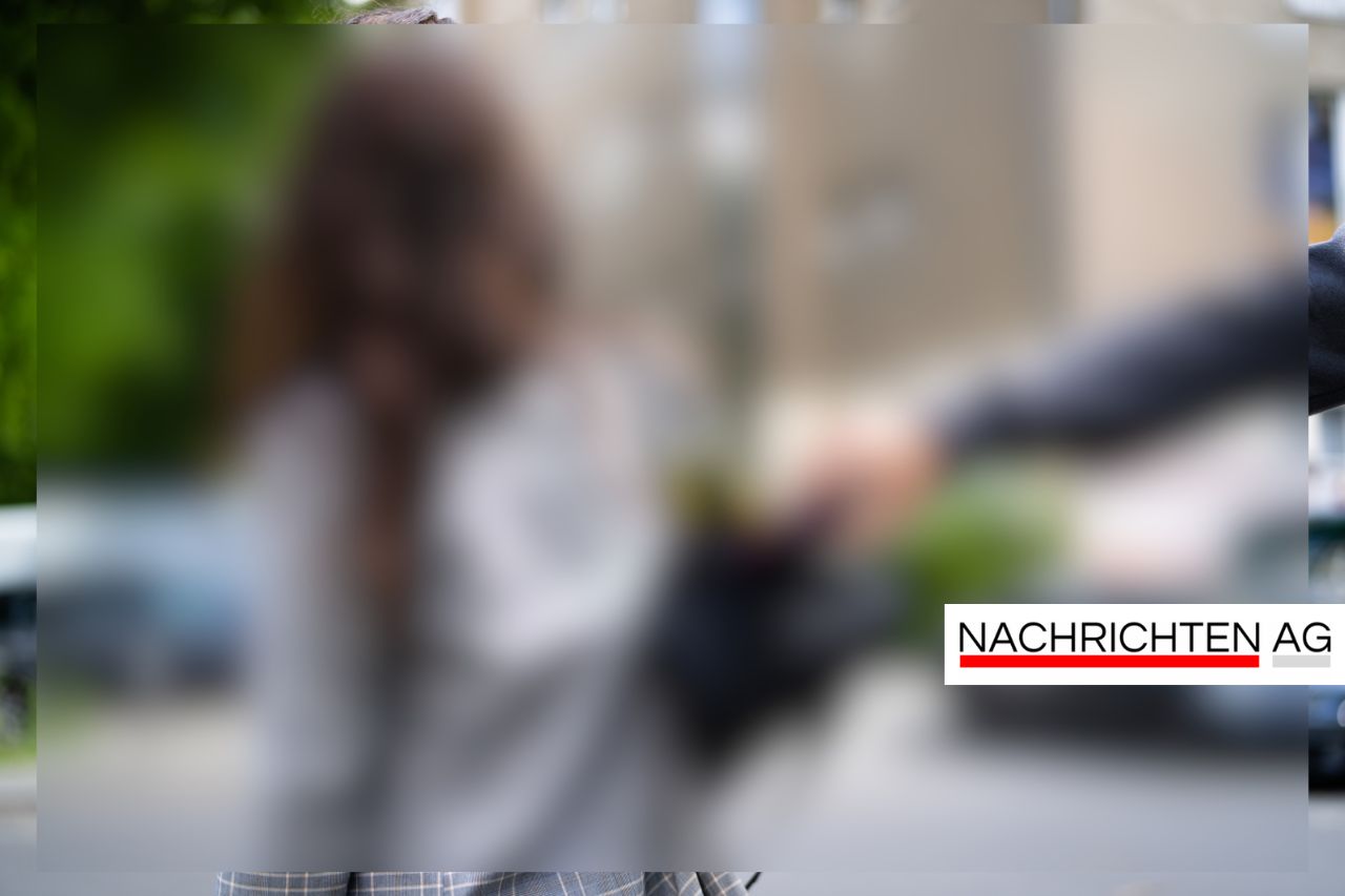Autokennzeichen und Autositze gestohlen – Polizei sucht Zeugen!
