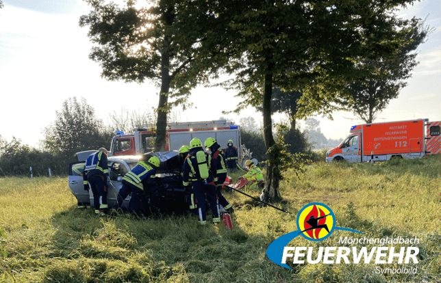 Verkehrsunfall in Mönchengladbach: Fünf Personen verletzt, darunter Kinder!