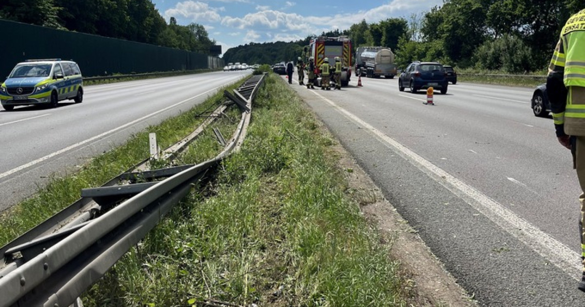 Feuerwehr Gevelsberg im Einsatz: PKW-Unfall auf der A1 ohne Verletzte!