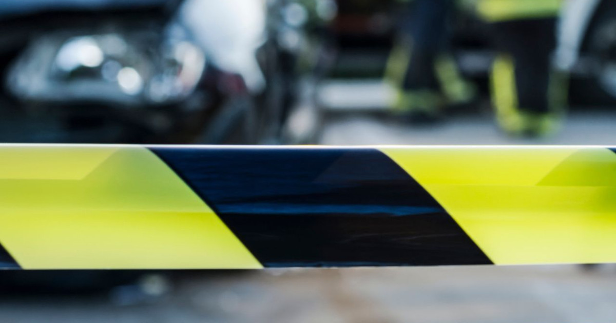 Schrecklicher Unfall auf der B19: Dacia-Fahrerin übersieht Ford!