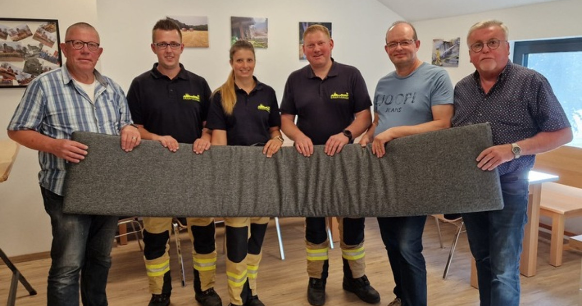 Feuerwehr Lüttingen: Förderverein sichert Sitzkomfort im neuen Haus!