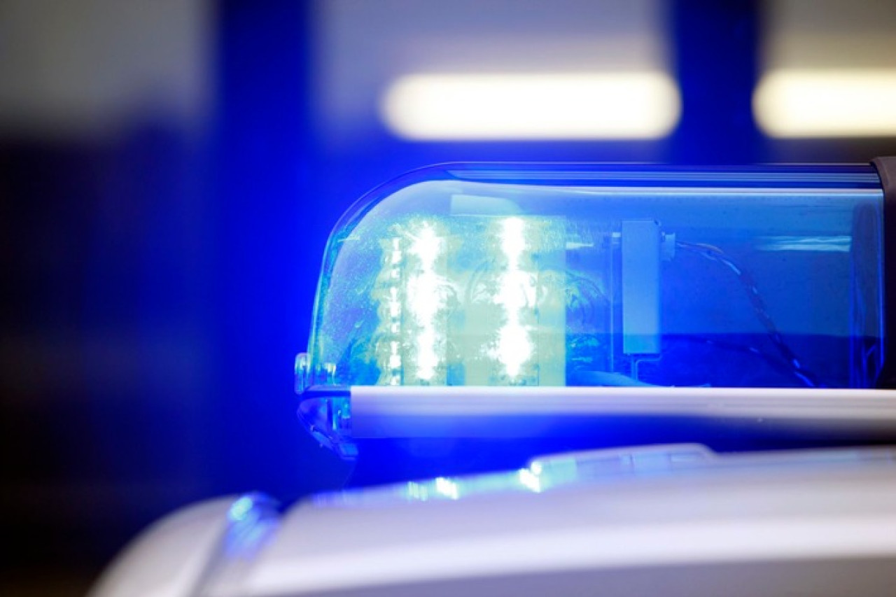 Trio überfällt 39-Jährigen in Monheim: Polizei sucht Zeugen!