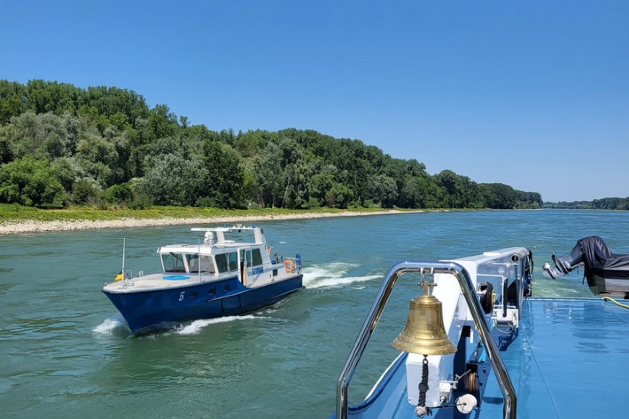 Wasserschutzpolizei in Aktion: Strenge Kontrollen zum Umweltschutz!