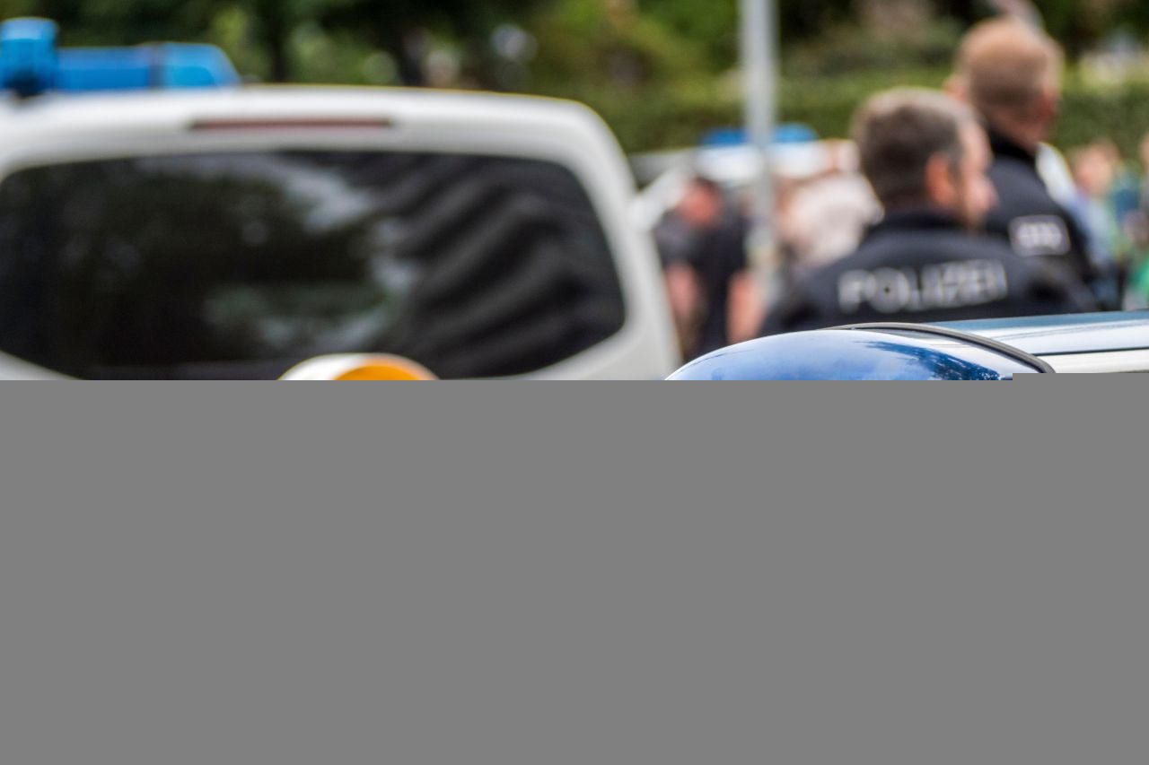 Tourist wirft Stein in Schlucht: 200.000 Euro Strafe droht!