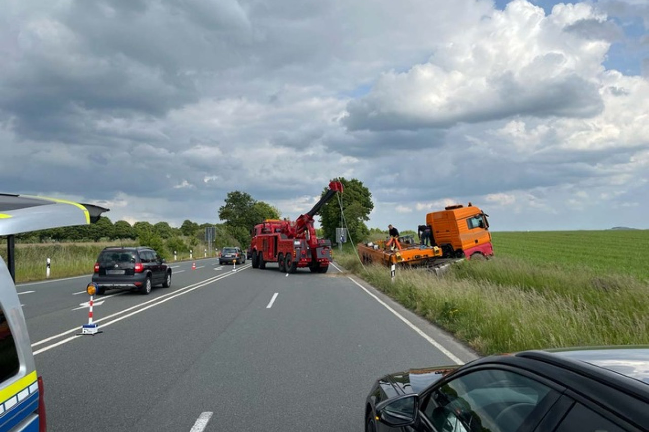 Trunkenheitsfahrt: Lkw-Fahrer verunglückt in Bad Salzuflen!
