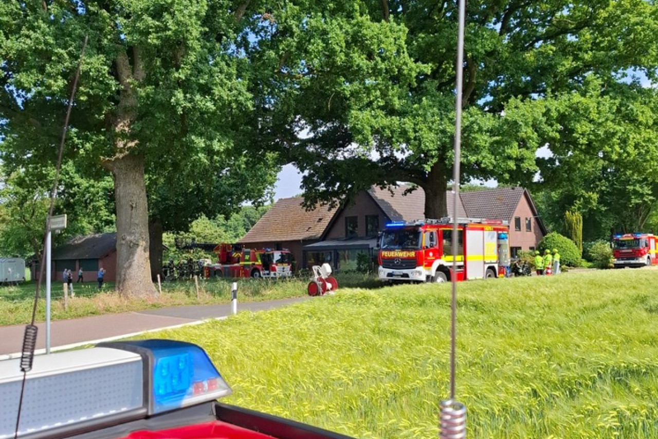 Feuerwehr Bocholt: Brand in Wohnhaus erfolgreich gelöscht – niemand verletzt!