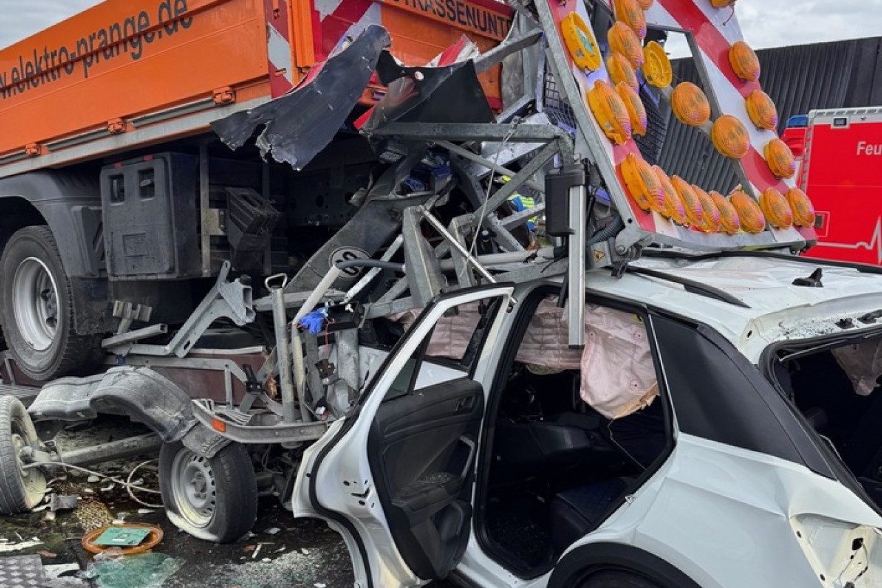Schwerer Verkehrsunfall auf A2: Fahrer in Gelsenkirchen schwer verletzt