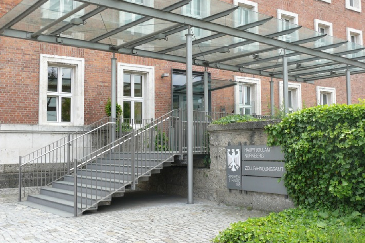 Hauptzollamt Nürnberg: 25 Jahre Einsatz für Ordnung und Sicherheit!