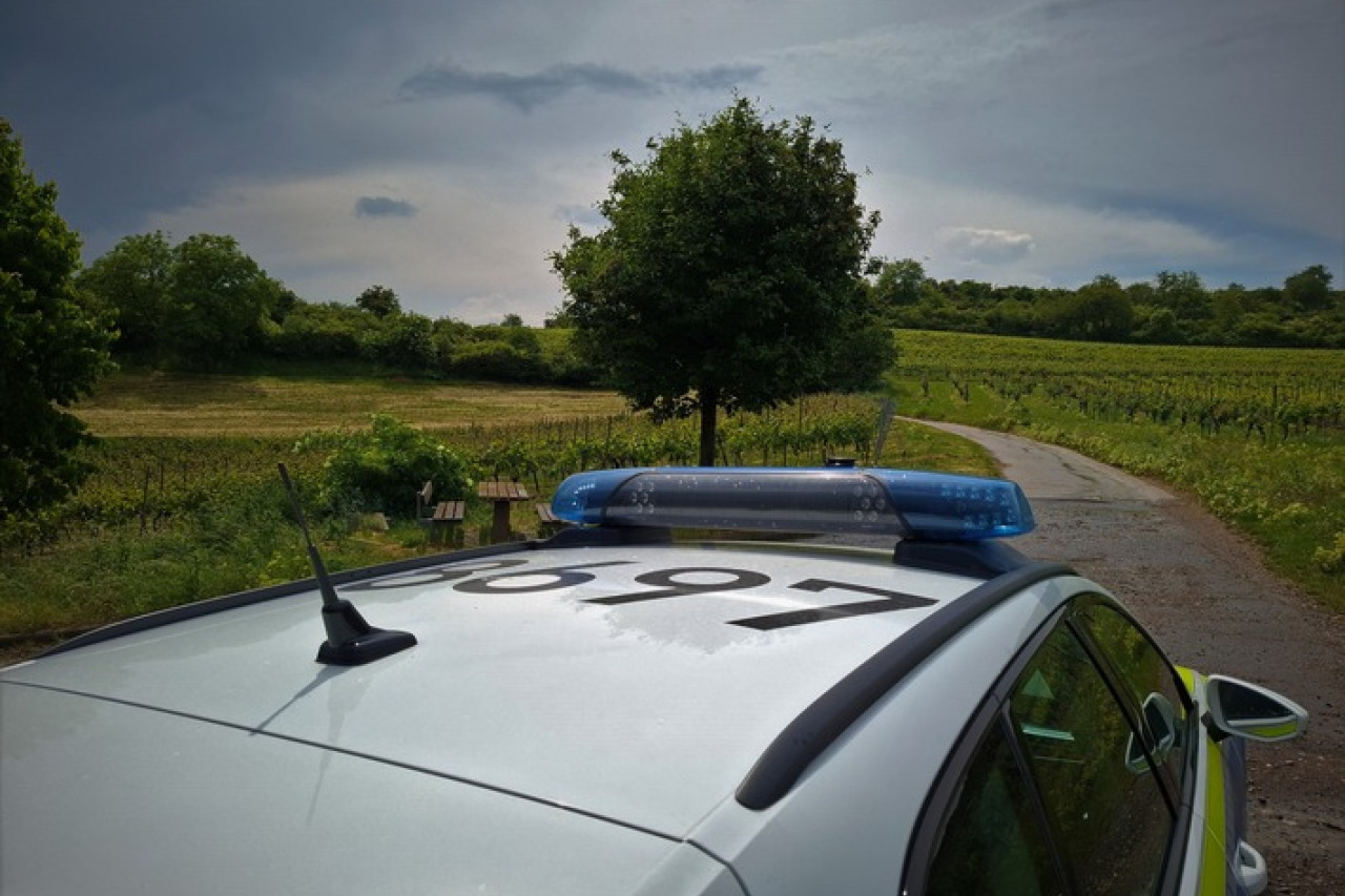 Fahrerin unter Drogeneinfluss: Polizei deckt skandalöses Vergehen auf!