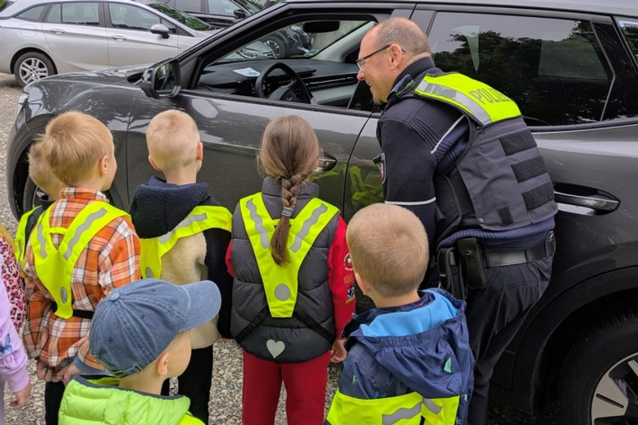 Kita-Kinder in Augustdorf: Süße Danksagungen für sichere Autofahrer!