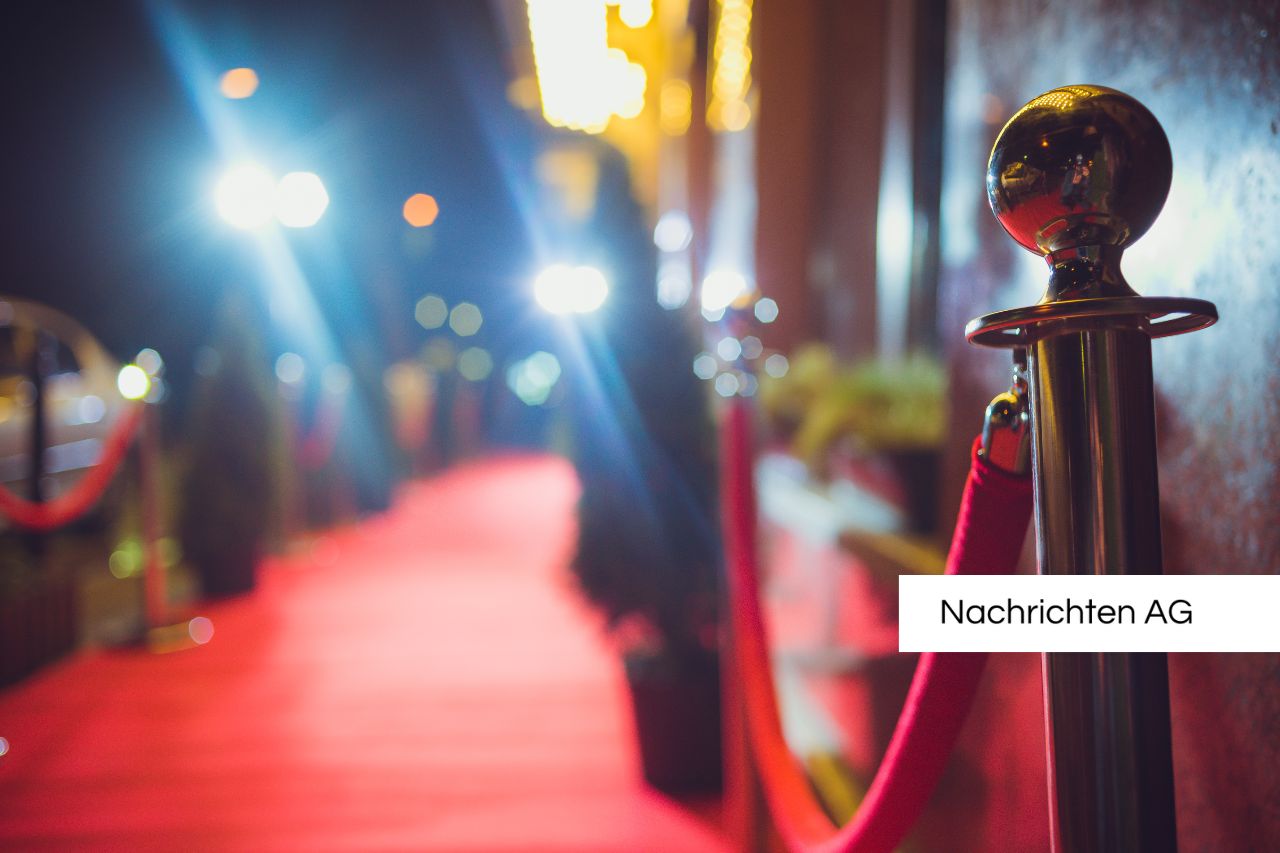 Luxus pur: Maybach vor dem Carlton in Cannes entdeckt!